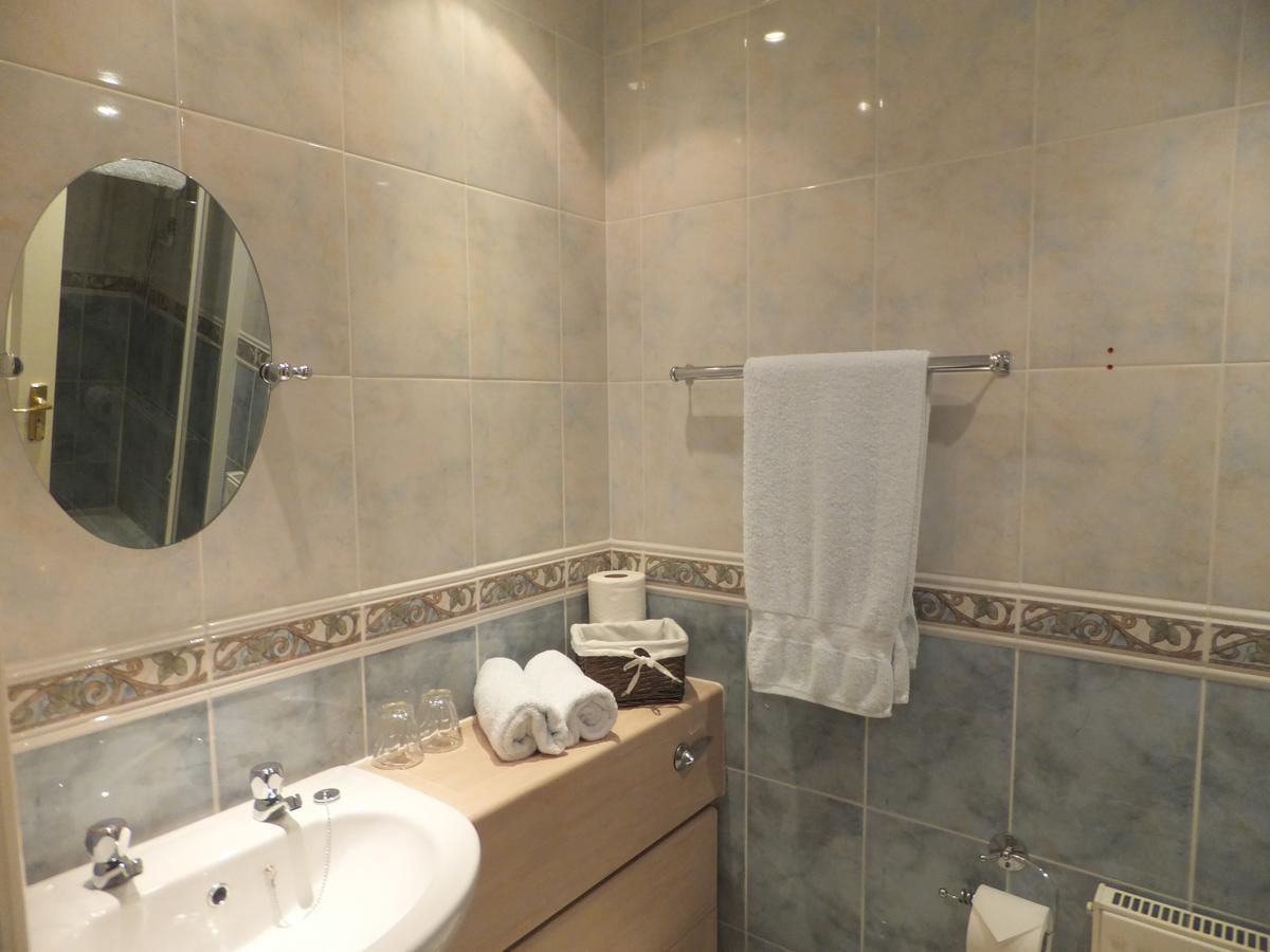 Red Lion Inn Little Budworth Екстер'єр фото