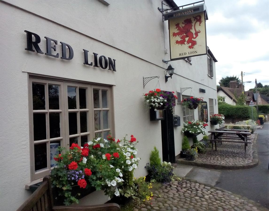 Red Lion Inn Little Budworth Екстер'єр фото