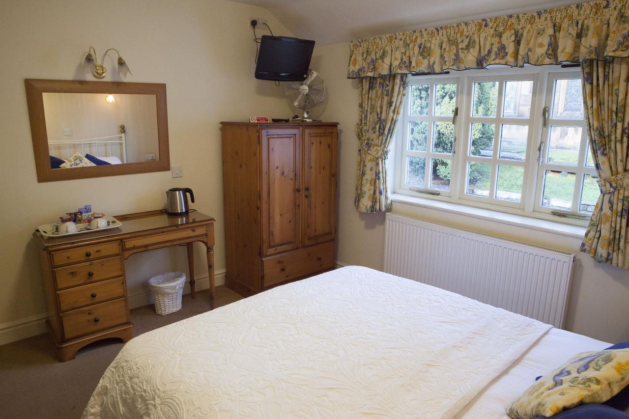 Red Lion Inn Little Budworth Екстер'єр фото