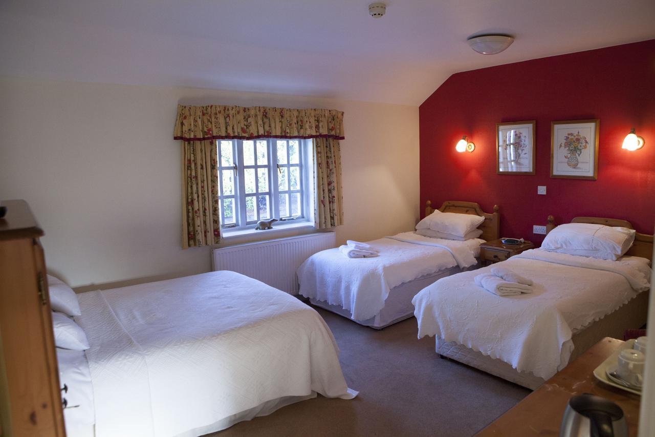 Red Lion Inn Little Budworth Екстер'єр фото