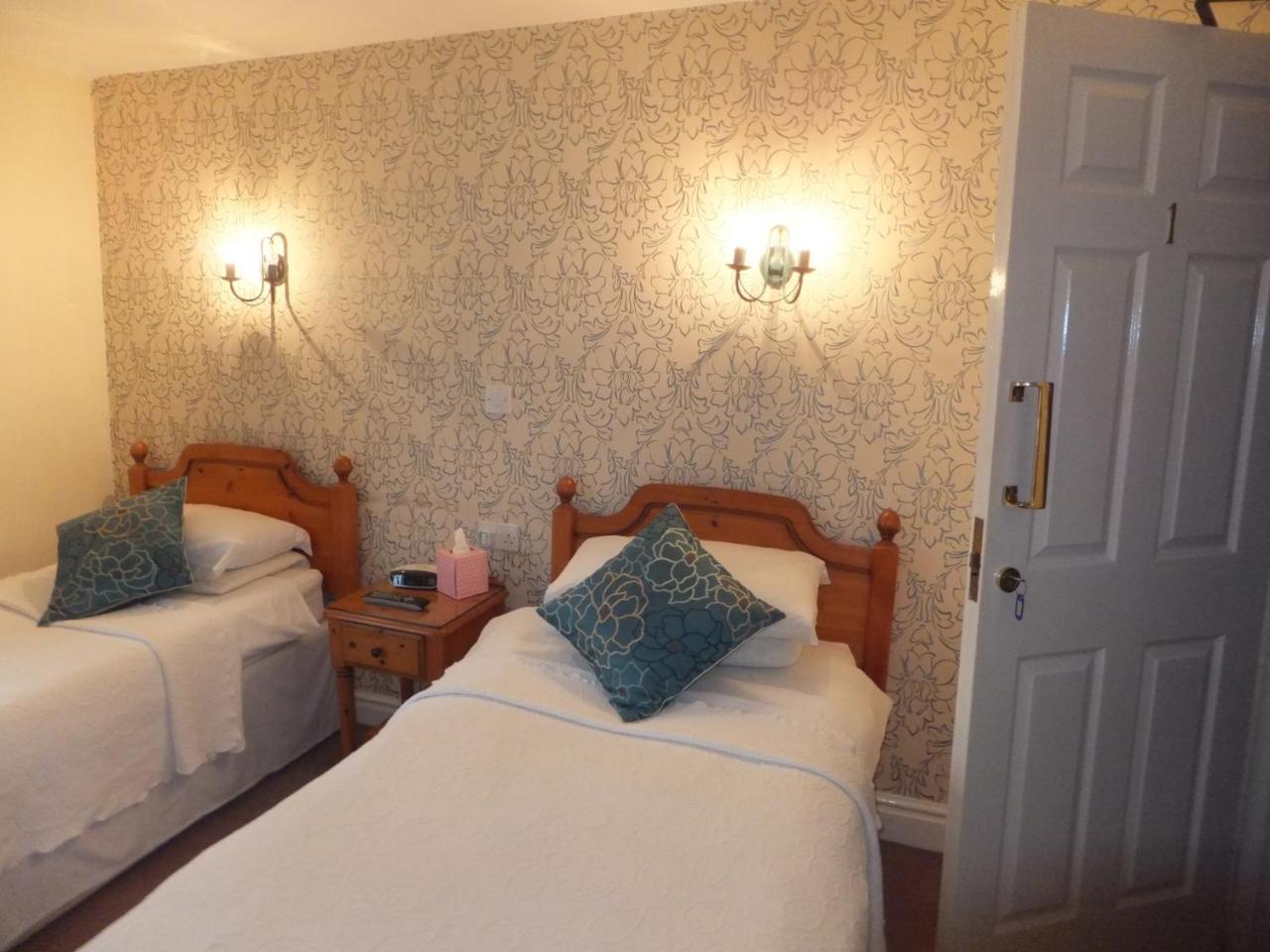 Red Lion Inn Little Budworth Екстер'єр фото