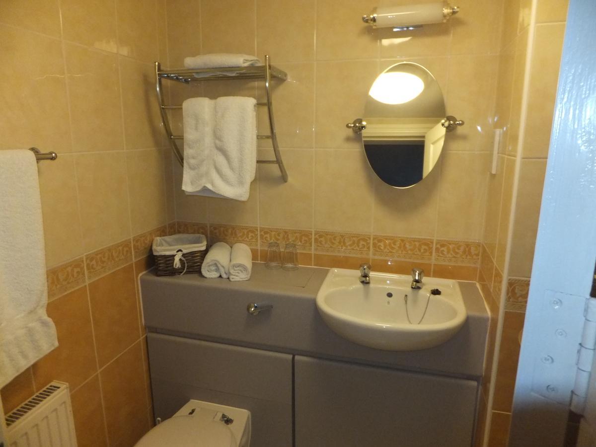 Red Lion Inn Little Budworth Екстер'єр фото