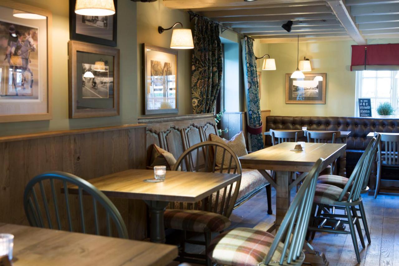 Red Lion Inn Little Budworth Екстер'єр фото